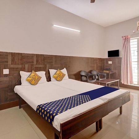 Spot On Ganga Yatri Nivas Hotel Gundlupet Exterior photo