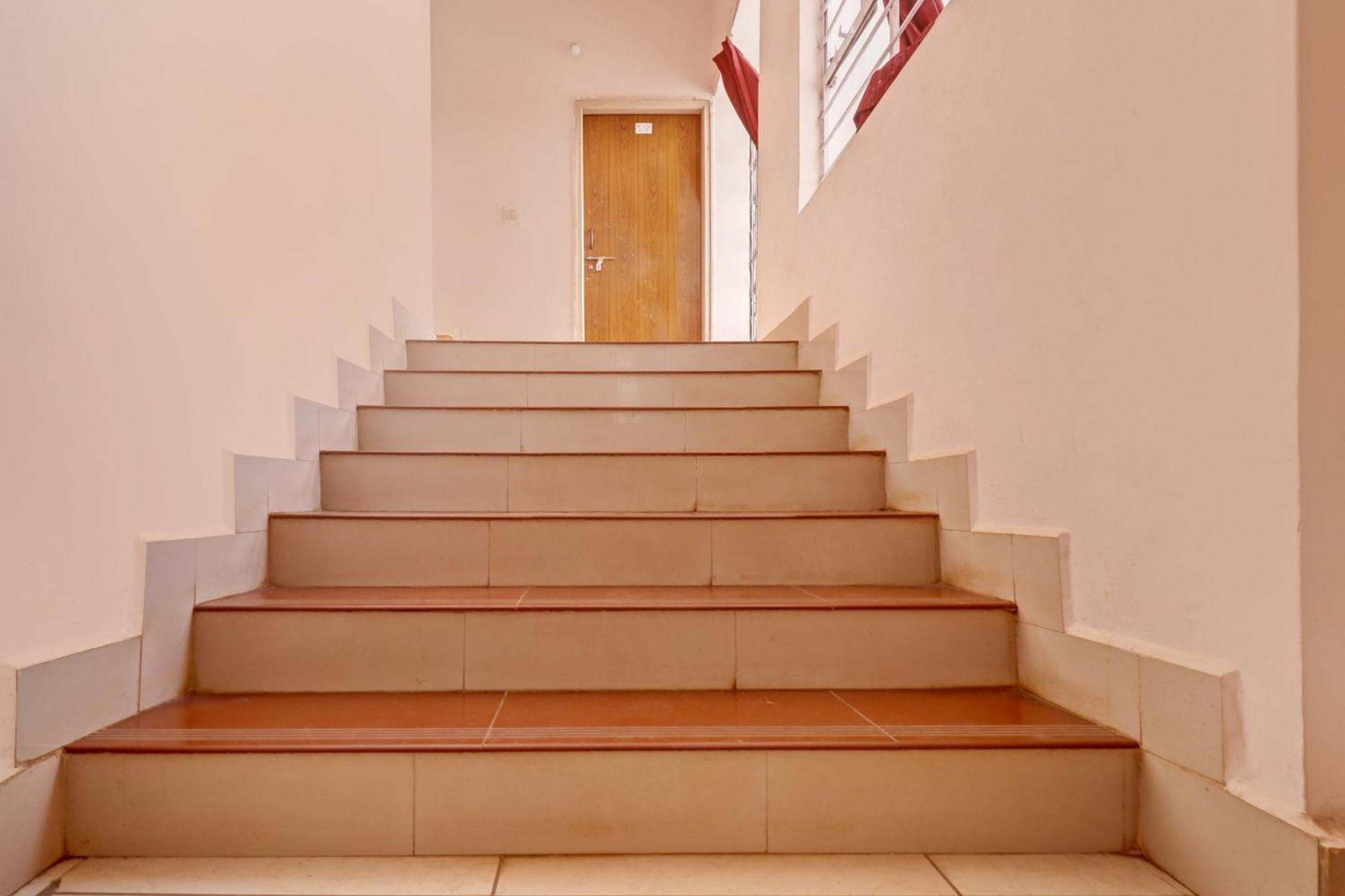 Spot On Ganga Yatri Nivas Hotel Gundlupet Exterior photo
